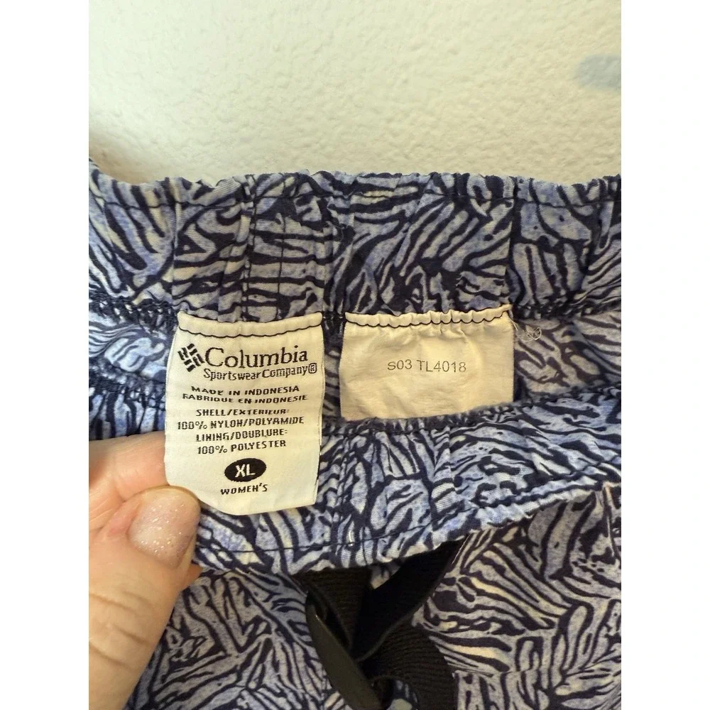 Columbia Size XL Womens Blue Belted‎ Buckle Pockets Activewear Outdoor Shorts